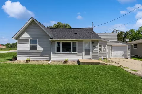 101 SE 6th St, Grimes, IA 50111