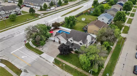 1025 NE 9th St, Ankeny, IA 50021
