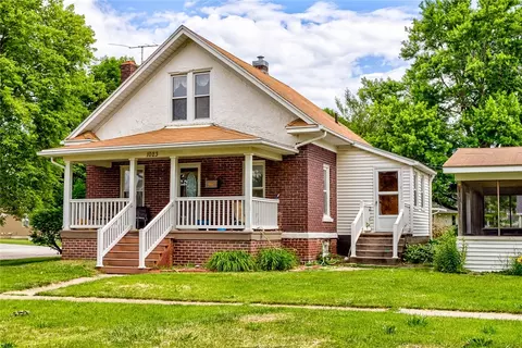 1023 W 4th St, Boone, IA 50036