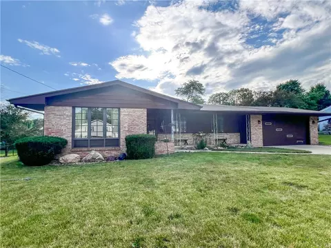 5114 SW 17th St, Des Moines, IA 50315