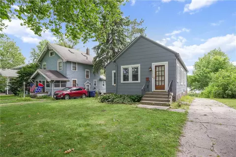 1519 Thompson Ave, Des Moines, IA 50316