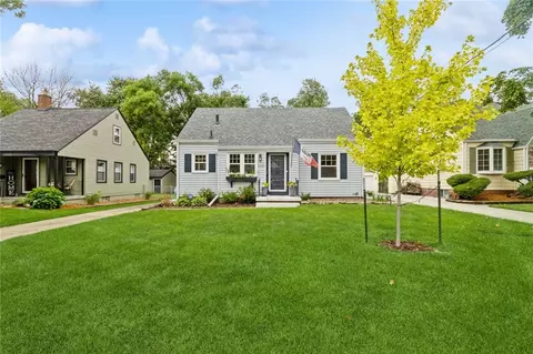 2520 46th St, Des Moines, IA 50310