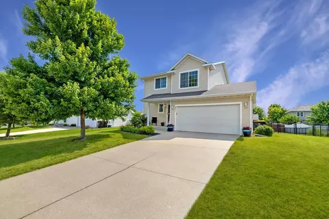 801 SE Deerfield Ln, Waukee, IA 50263