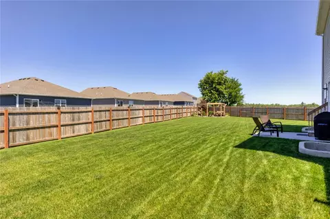 1100 Joshua Dr SE, Bondurant, IA 50035