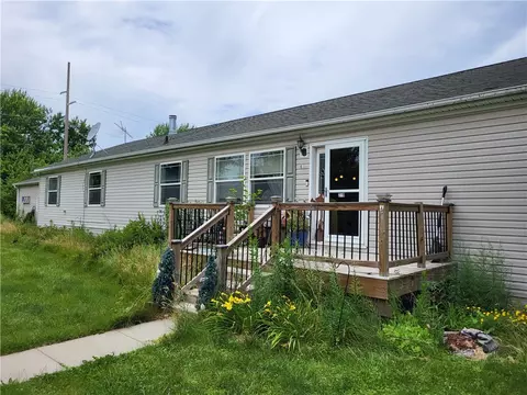 219 W 10th St, Boone, IA 50036