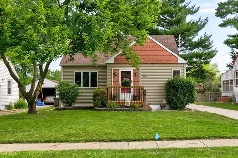 6209 Sherrick Ave, Des Moines, IA 50322