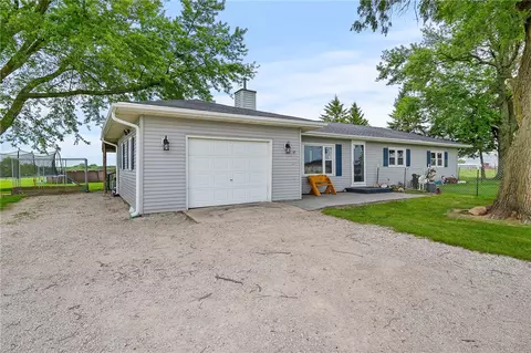 2478 Bevington Park Rd, Saint Charles, IA 50240