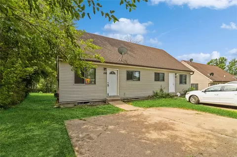 106108 Mckinley Ave, Des Moines, IA 50315