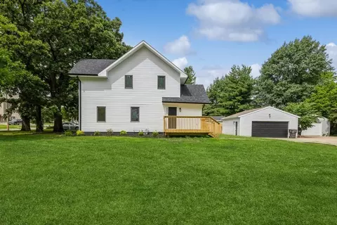 4035 Adams Ave, Des Moines, IA 50310