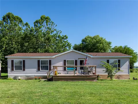 412 North St, Menlo, IA 50164