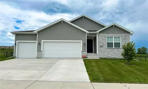 1728 Figg Dr, Adel, IA 50003