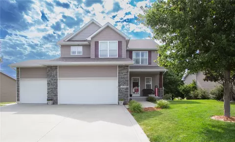 2004 NE Oak Dr, Ankeny, IA 50021