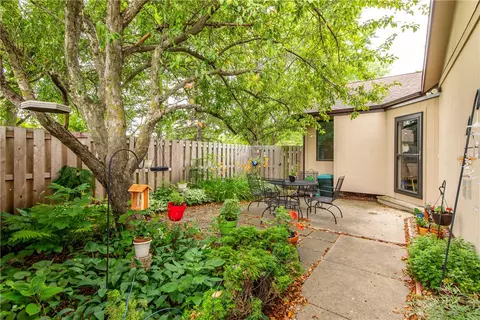 1301 Indiana Ave, Ames, IA 50014