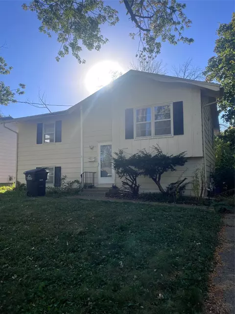4120 53rd St, Des Moines, IA 50310