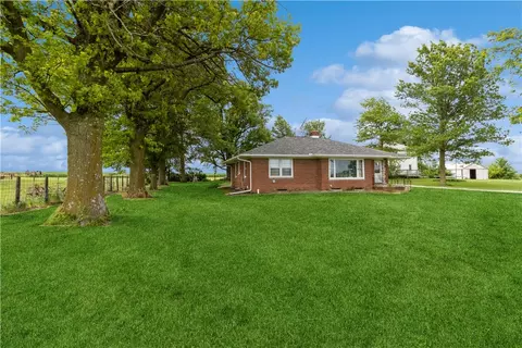 1379 Quincy St, Saint Charles, IA 50240