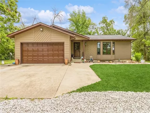 8518 Gear St, Indianola, IA 50125