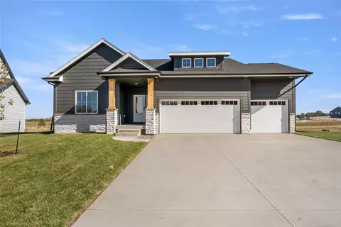 3345 NW Prescott Ct, Grimes, IA 50111