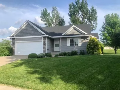 1112 SE 10th Ct, Grimes, IA 50111