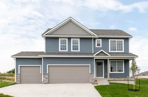 415 Coyote St, Mitchellville, IA 50169