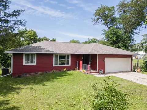 1473 325th St, Woodward, IA 50276