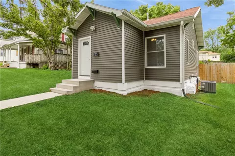 625 Kirkwood Ave, Des Moines, IA 50315