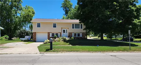 1604 Linn St, Boone, IA 50036