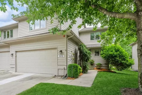 3012 Fox Hollow Cir, Des Moines, IA 50321
