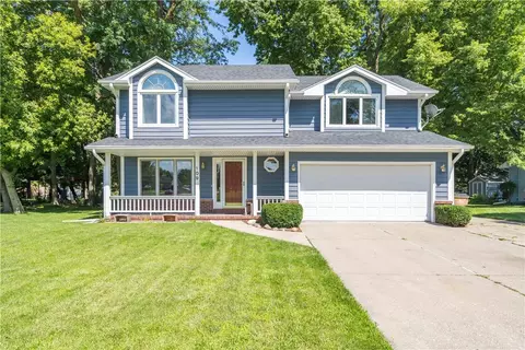 109 N Parker Blvd, Polk City, IA 50226