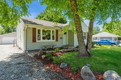 2511 Grandview Ave, Des Moines, IA 50317