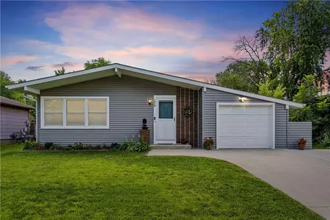 1310 Jefferson St, Ames, IA 50010
