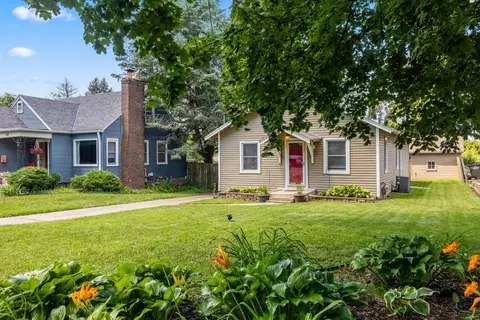 4415 Ovid Ave, Des Moines, IA 50310