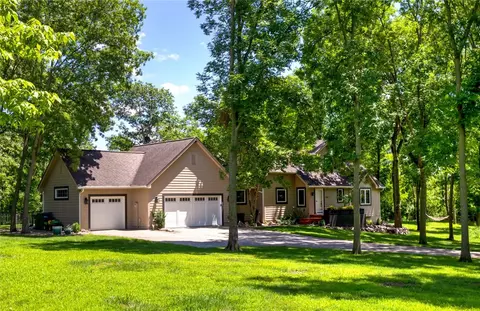 32432 Northwoods Rd, Adel, IA 50003