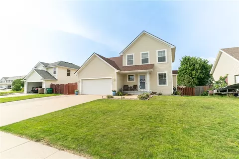 2707 12th St SW, Altoona, IA 50009