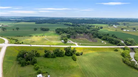 2430 Highway 169 Hwy, Winterset, IA 50273