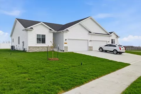 4506 NW 17th St, Ankeny, IA 50023