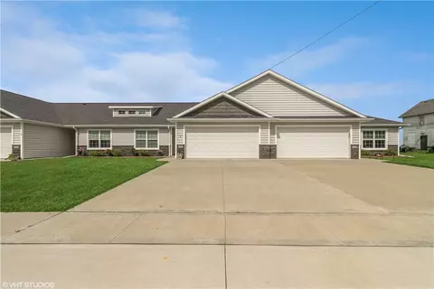 406 N Park St, Prairie City, IA 50228