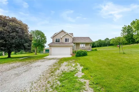 1645 SE 82nd St, Runnells, IA 50237