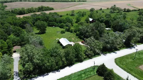 5365 200th Ave, Carlisle, IA 50047