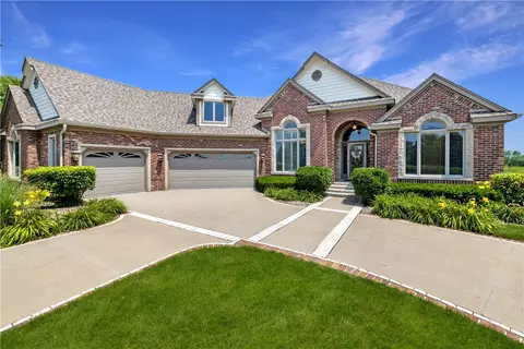 3209 NE Trilein Dr, Ankeny, IA 50021