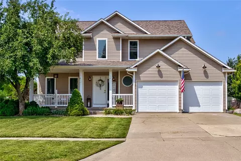 603 Larson Dr, Huxley, IA 50124