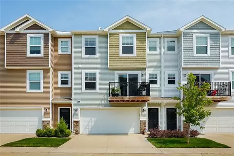 2726 NW Lois Ln, Ankeny, IA 50023