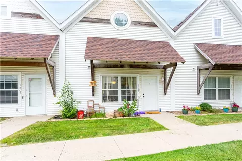 1205 10th Ave NW, Altoona, IA 50009