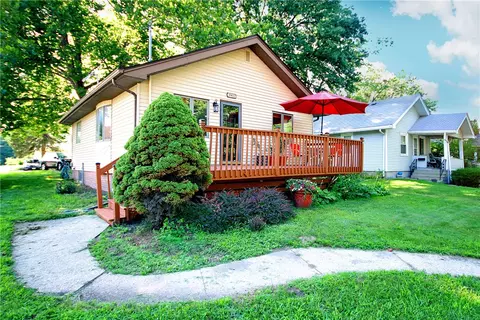 3902 5th Ave, Des Moines, IA 50313