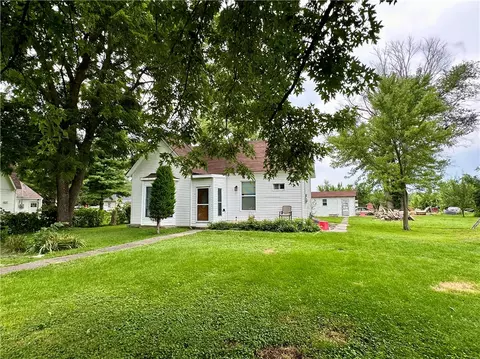 610 Grand St, New Virginia, IA 50210