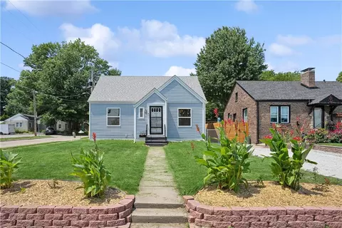3620 SW 9th St, Des Moines, IA 50315