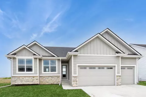 275 NW Ashley Ave, Waukee, IA 50263