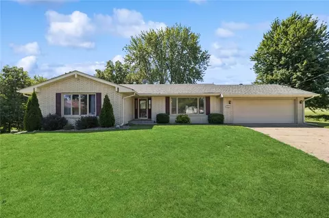 3005 E 31st Ct, Des Moines, IA 50317