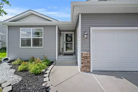 130 SE Stone Prairie Dr, Waukee, IA 50263