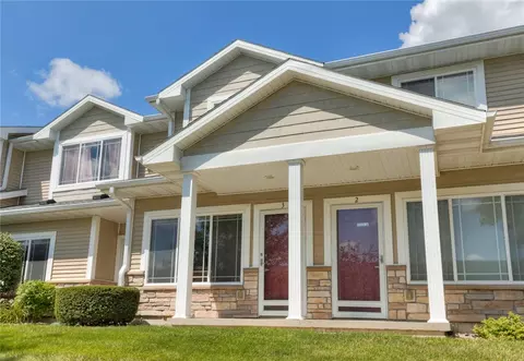 2301 Hart Ave #3, Des Moines, IA 50320