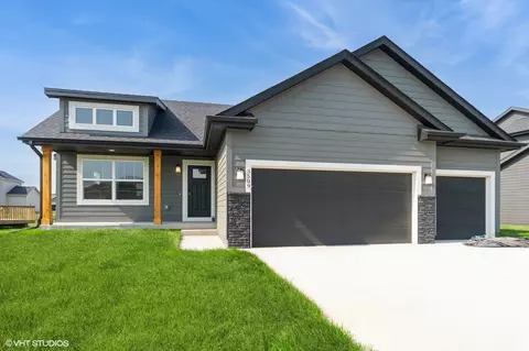 3509 NW 28th St, Ankeny, IA 50023